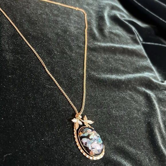 Gold Nature-Inspired Statement Necklace - Picture 5 of 9